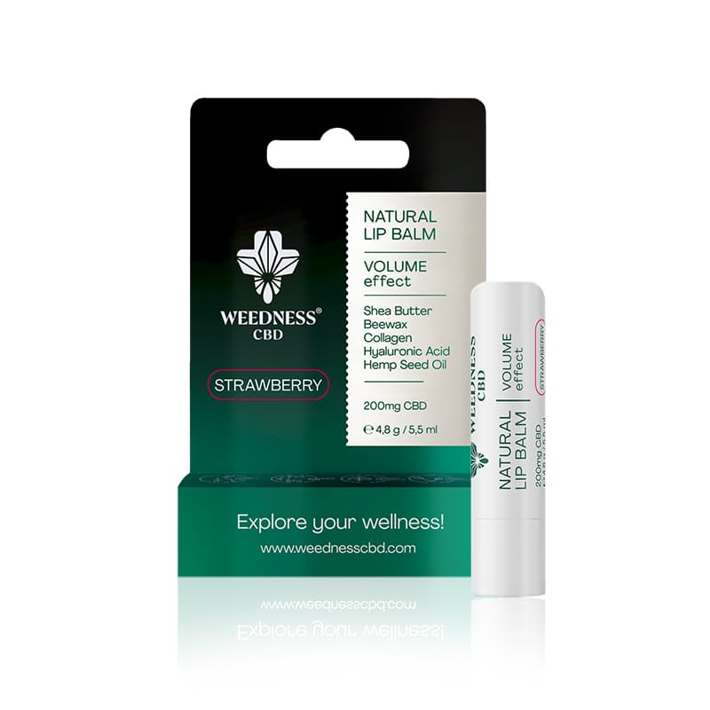 Natural Lip Balm with Volume effect 4% CBD (Strawberry)